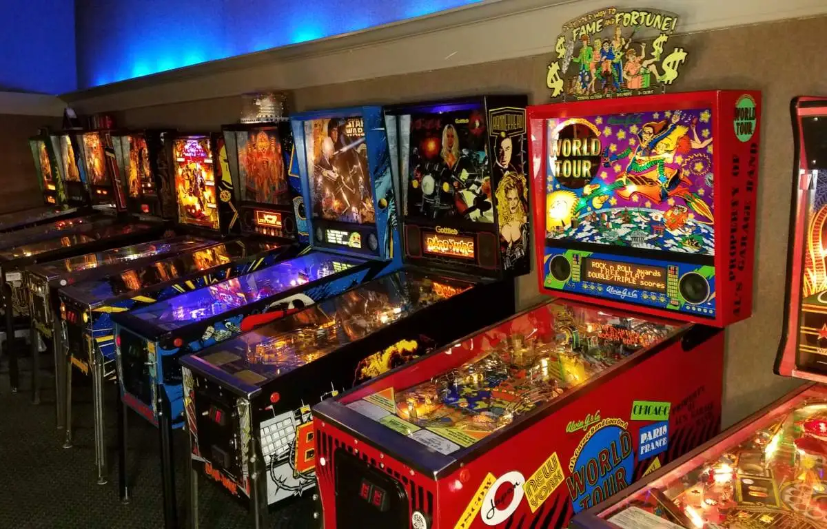 Beyond the Basics: Diving into the Unique World of Pinball Machines